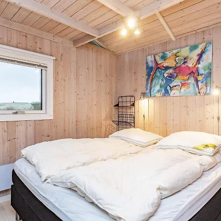 10 Person Holiday In L Kken